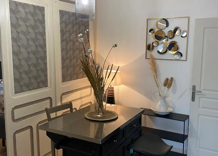 La Casa Du Port, Chambres, Suite Privee, Appartement Avec Vue Sur La Riviere