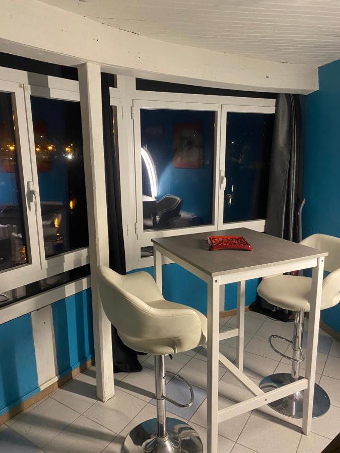 Apartamento La Casa Du Port, Chambres, Privee, Avec Vue Sur La Riviere Capendac